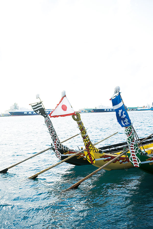 Haarii — dragon boat races/Okinawa Island Guide